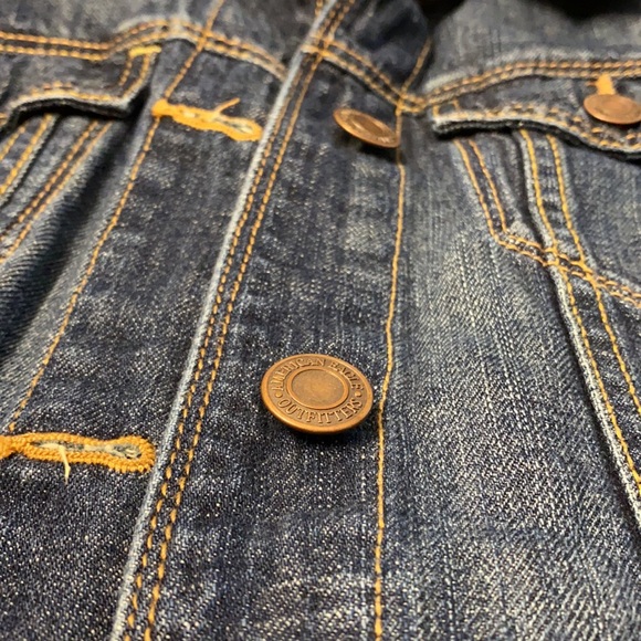 AE Classic Jean Jacket - Picture 2 of 3